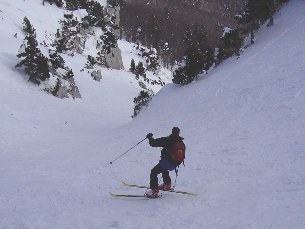 Aup du seuil, couloir en virgule, milieu du couloir