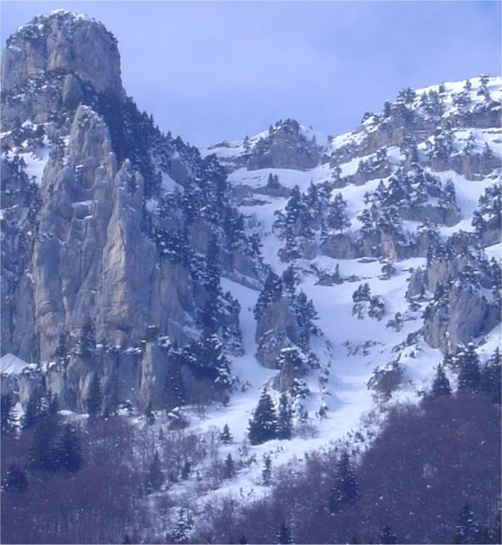 Le couloir en vigule de l'aup du seuil vu depuis le col de Marcieu