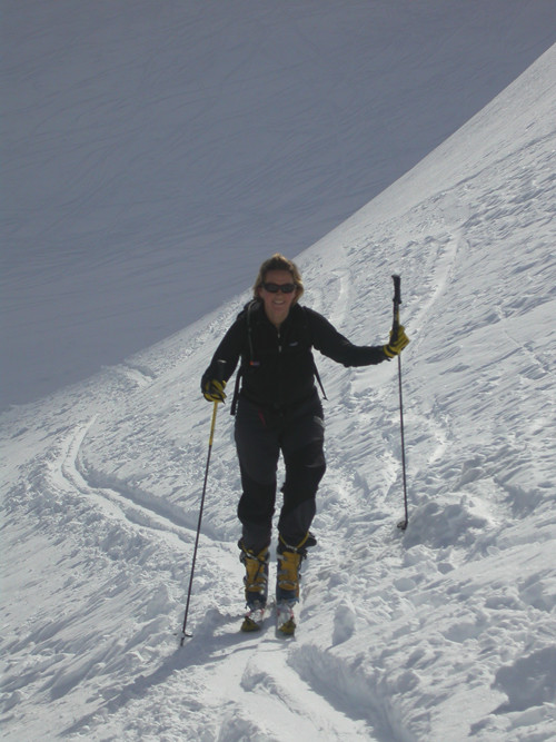 Carine dans la montée au Buet