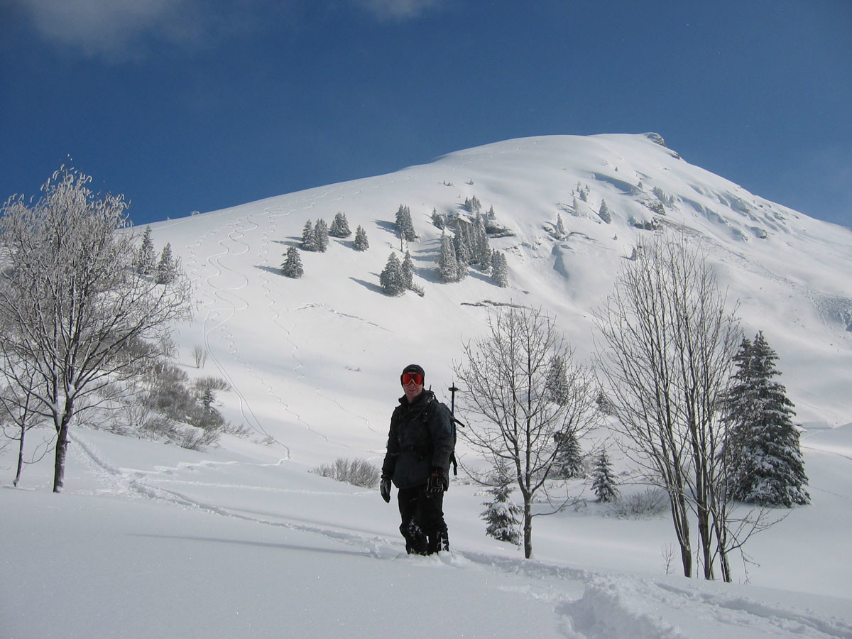 Olivier devant la Pointe de Ressachaux