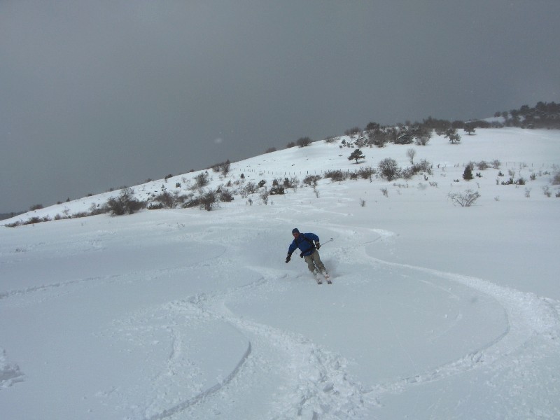 Descente de la Peyrouse, en arrivant à la route