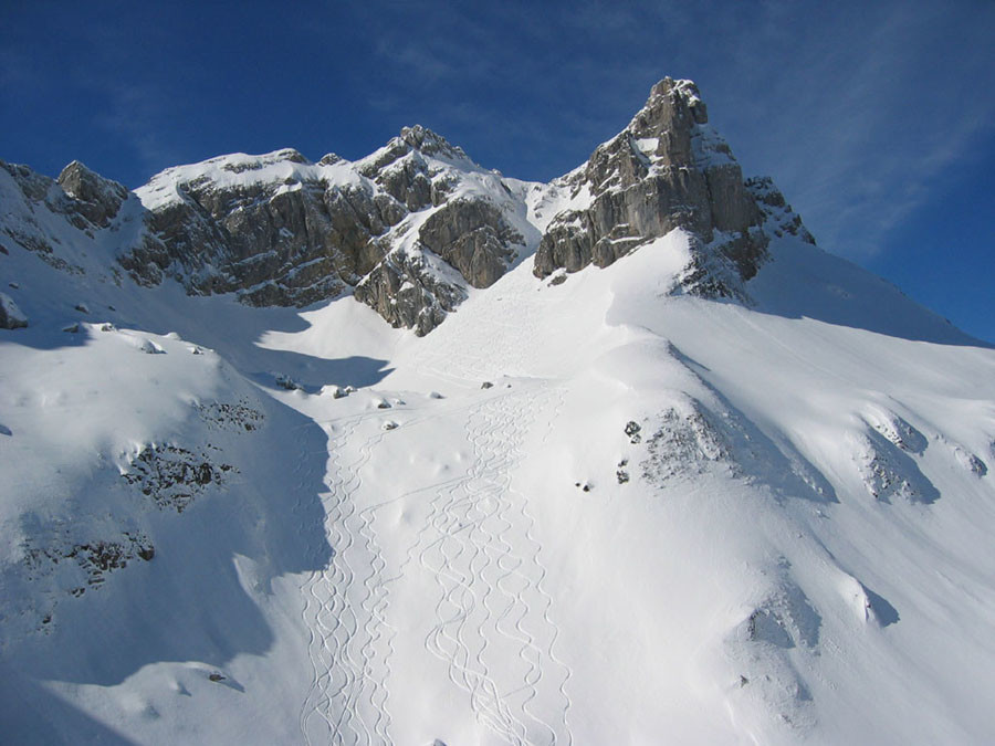 Couloir de Cu Deri, vu depuis le bas