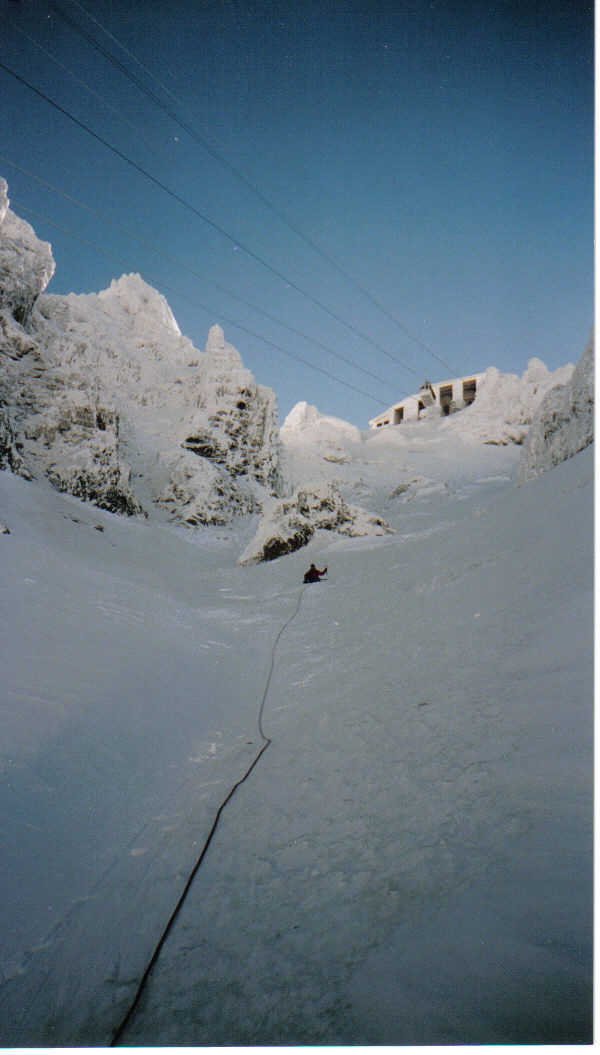 seb dans le couloir des cabines