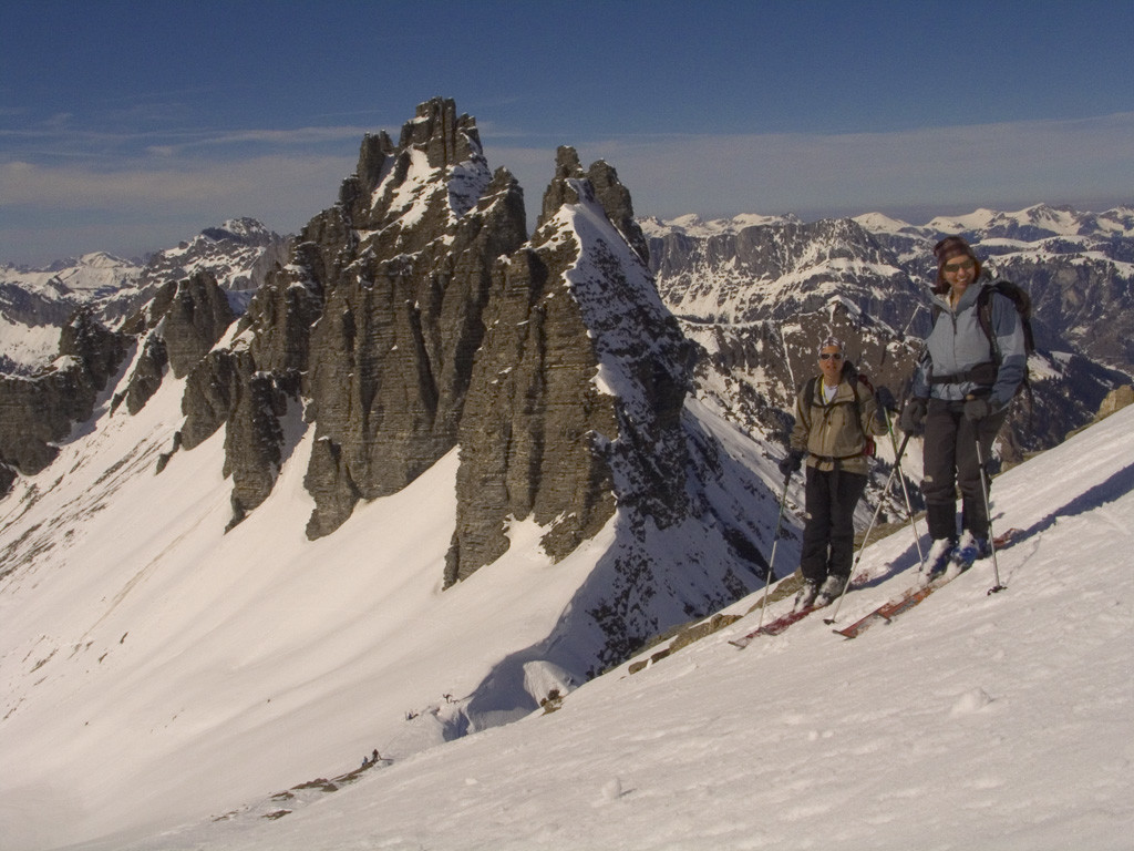 Le Türmlihorn et le col adjacent , la descente du Gsür