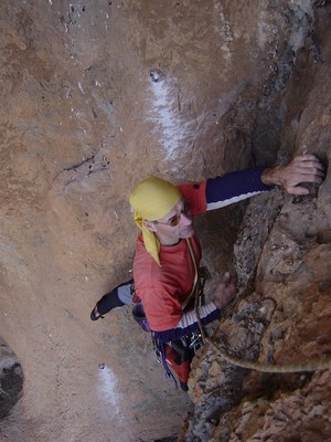 Yves Rémy dans notre nouveau secteur à Kalymnos.