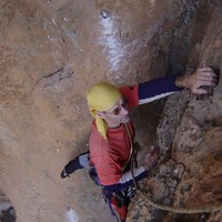 Yves Rémy dans notre nouveau secteur à Kalymnos.