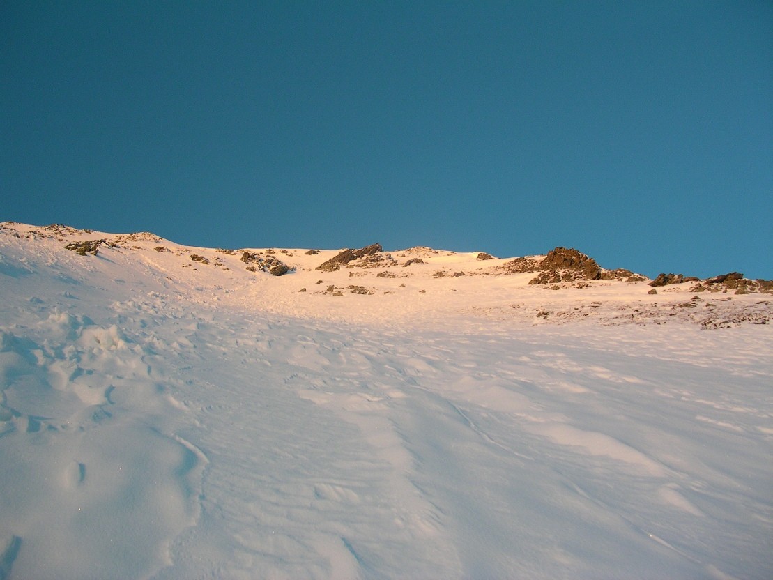 Lever de soleil sur la face Ne de la Dent su Salantin