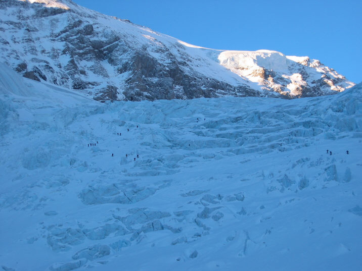 2° seraccata sul ghiacciaio del Biferten