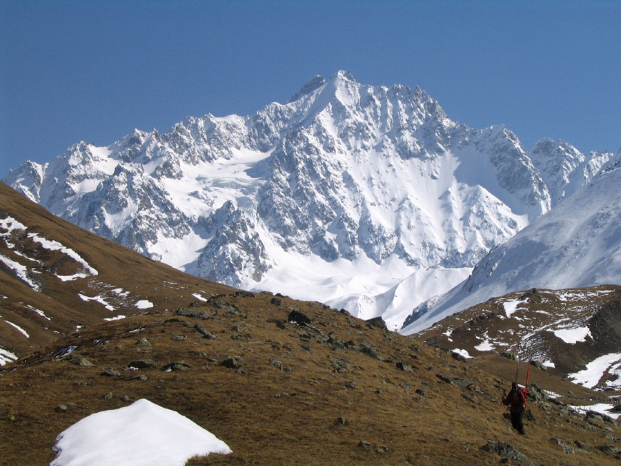 En descendant dans le vallon d'Arsine