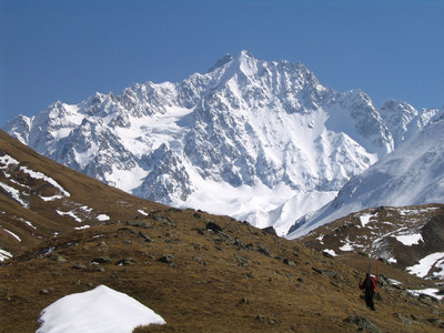 En descendant dans le vallon d'Arsine