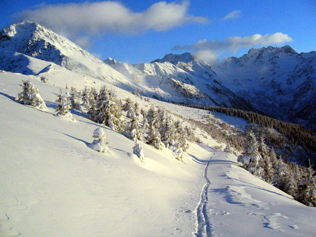 Des grands moulins au pic du frêne depuis Val Pelouse