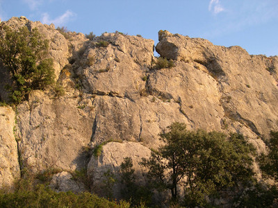 Falaise de Notre Dame de Nazareth (St chinan) Falaise de Notre Dame de Nazareth (St chinan)