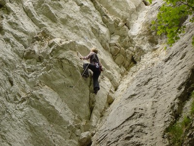 Isabelle dans "Finesse" au Paradis, Suisse.