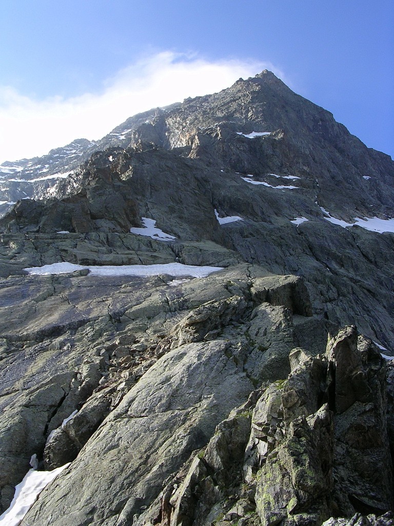 Sirac, l'arête N vue de la brèche