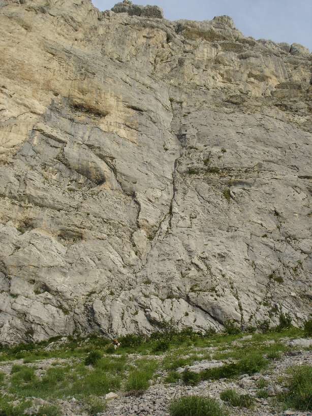 Fissure en arc de cercle