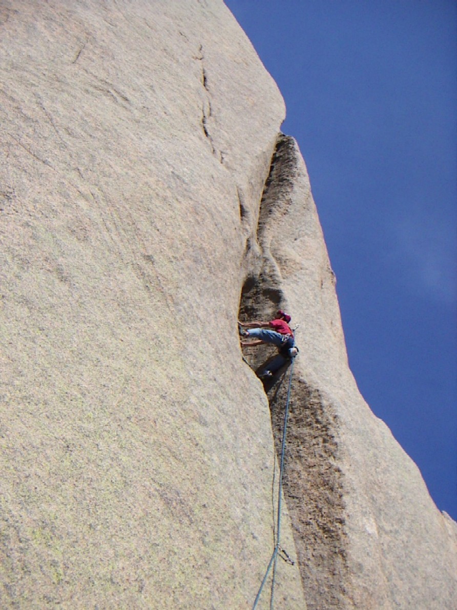 La fissure de sortie de la punta u Corbu