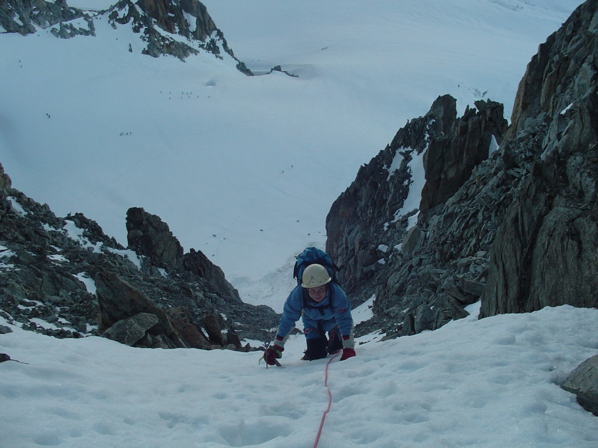 Marine dans le couloir de la Table