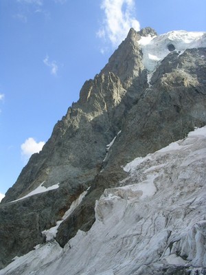 Trois Dents du Pelvoux: l'Arête NE et le couloir Chaud Trois Dents du Pelvoux: l'Arête NE et le couloir Chaud