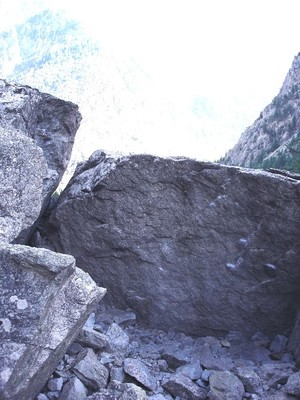 Bloc des Cahutes Ailfroide Bloc des Cahutes Ailfroide