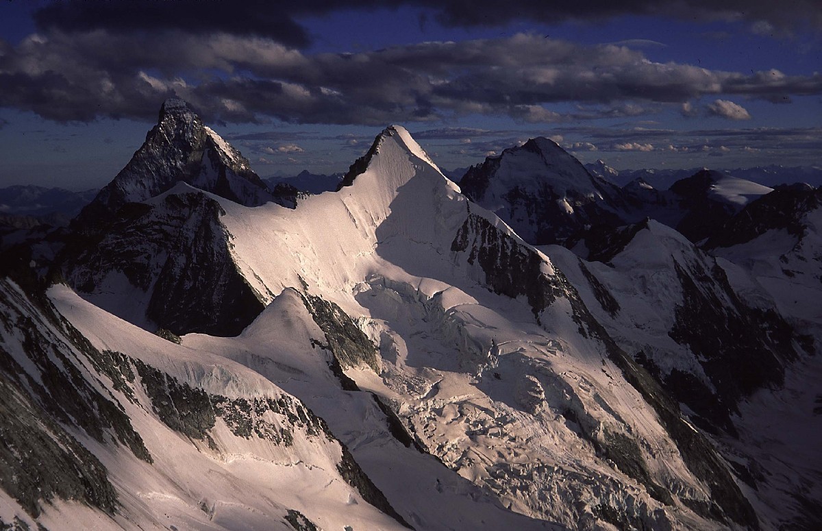 Obergabelhorn vu du Zinalrothorn