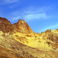 soreiller-mosaïque de granit (gény-rouget)