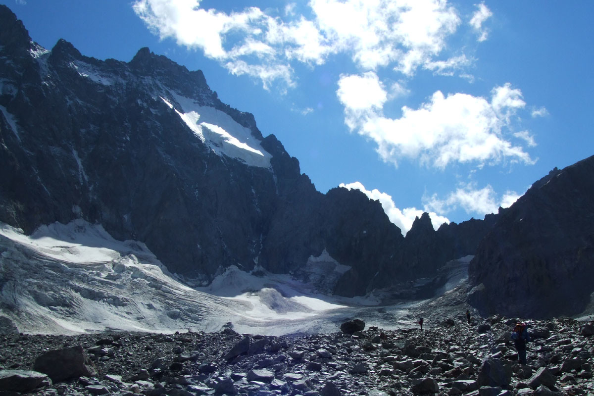 arête de coste rouge