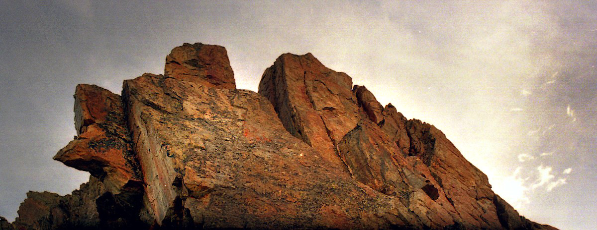 les gneiss rouges de la séa