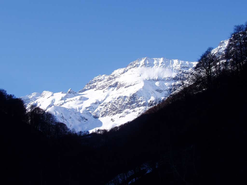 pic des cingles depuis le parking de la Pucelle