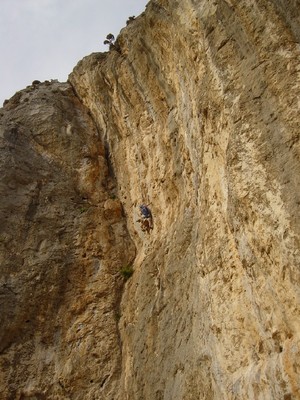 Boris dans "Music of rock" à Kalymnos.