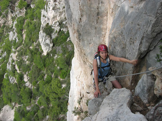 Calanques: le Temple au Socle de la Candelle