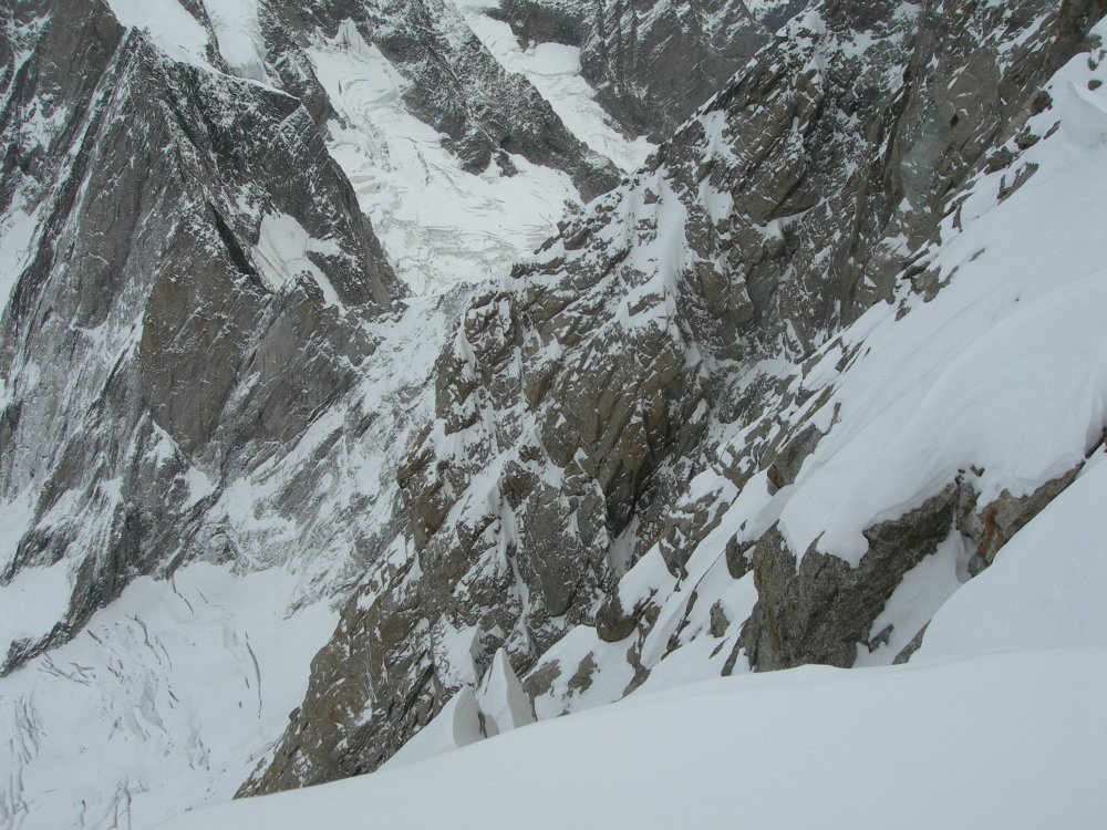 Le haut de la face nord de la Walker