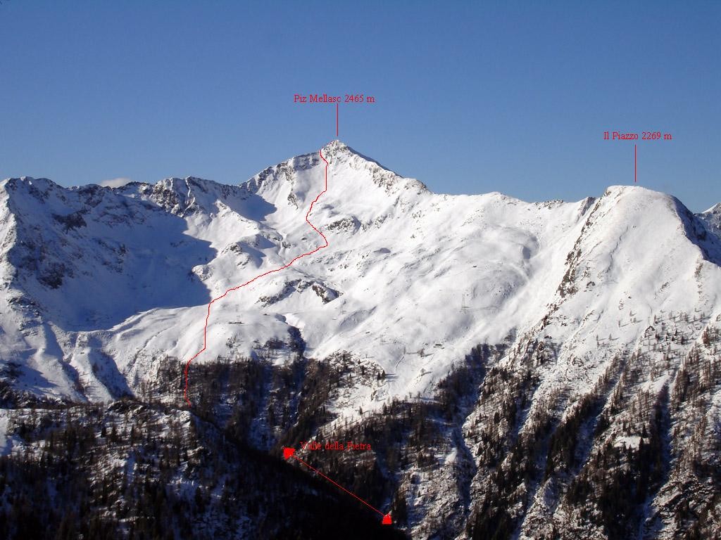 Il Piz Mellasc 2465 m visto dal Piz di Alchèr 2043 m, Val Gerola.