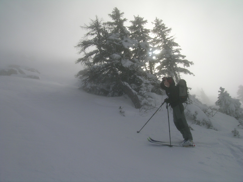 Montée aux Rochers de la Balme