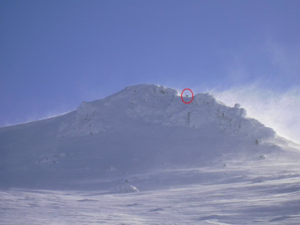 Skieur n°1 grimpant au Cliergue