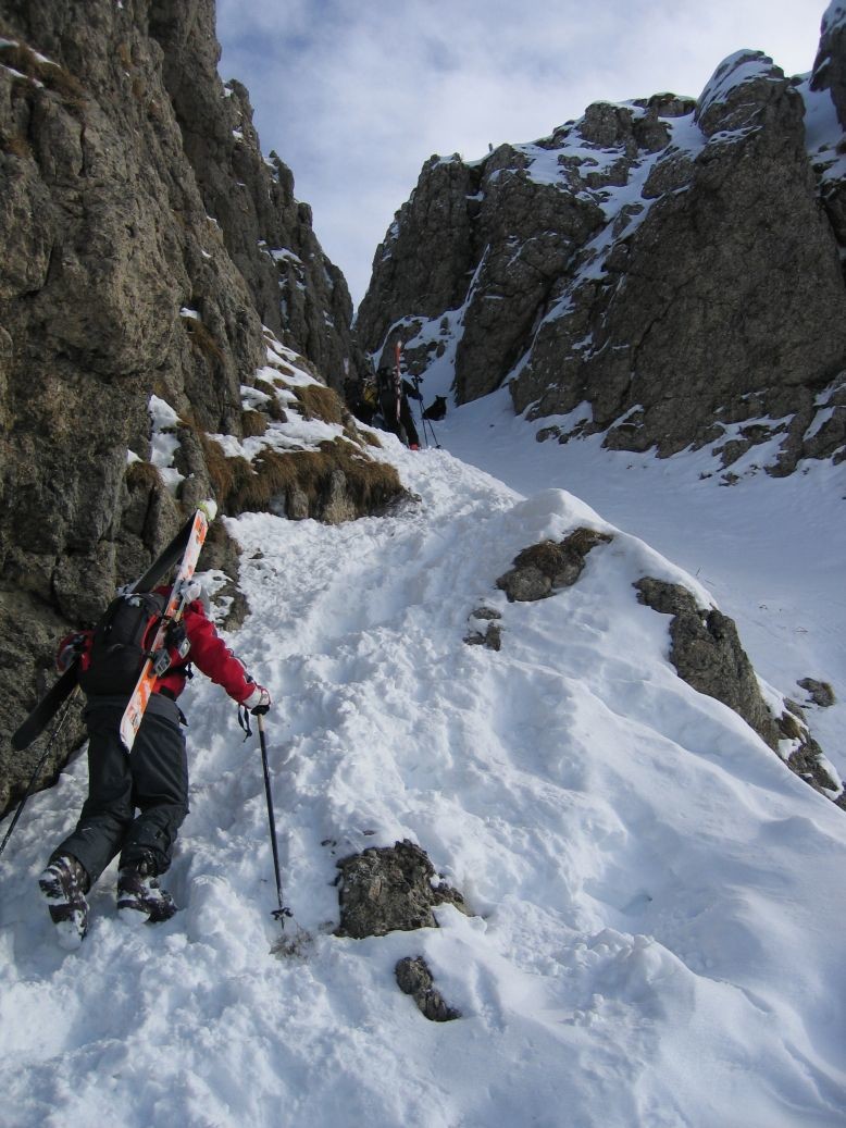 Lucas à l'attaque du petit couloir du sommet de Tavaneuse