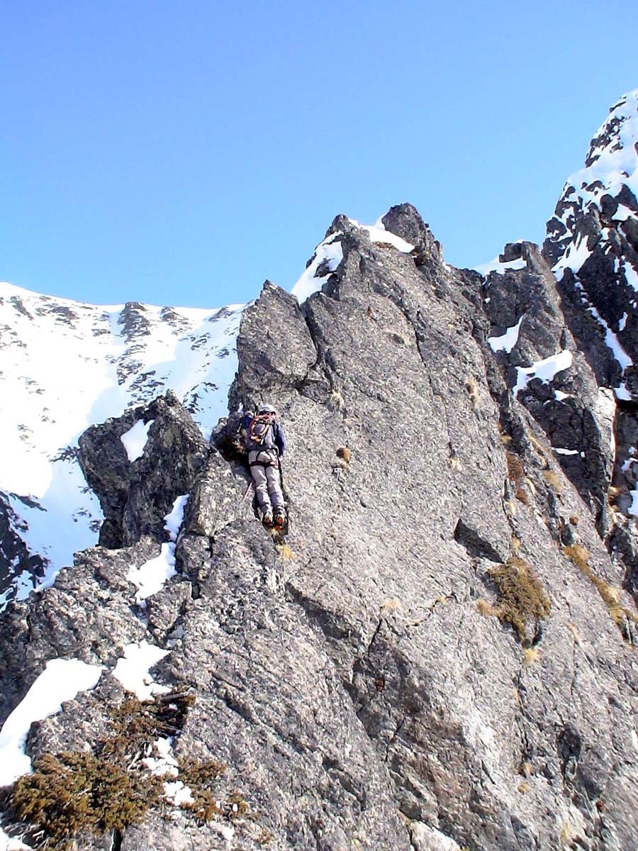 Pas d'escalade sur l'éperon W de la pointe de l'Armet