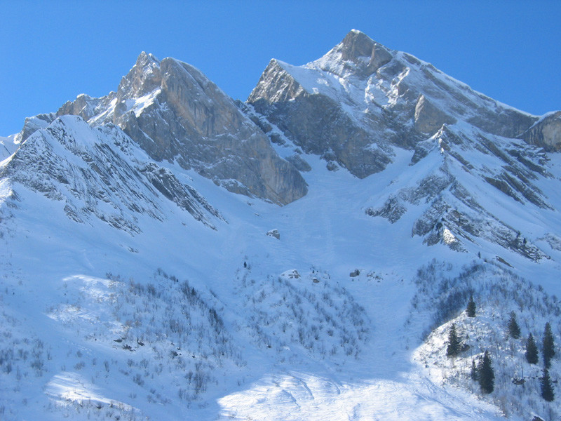 La combe à Marion, du col des Aravis