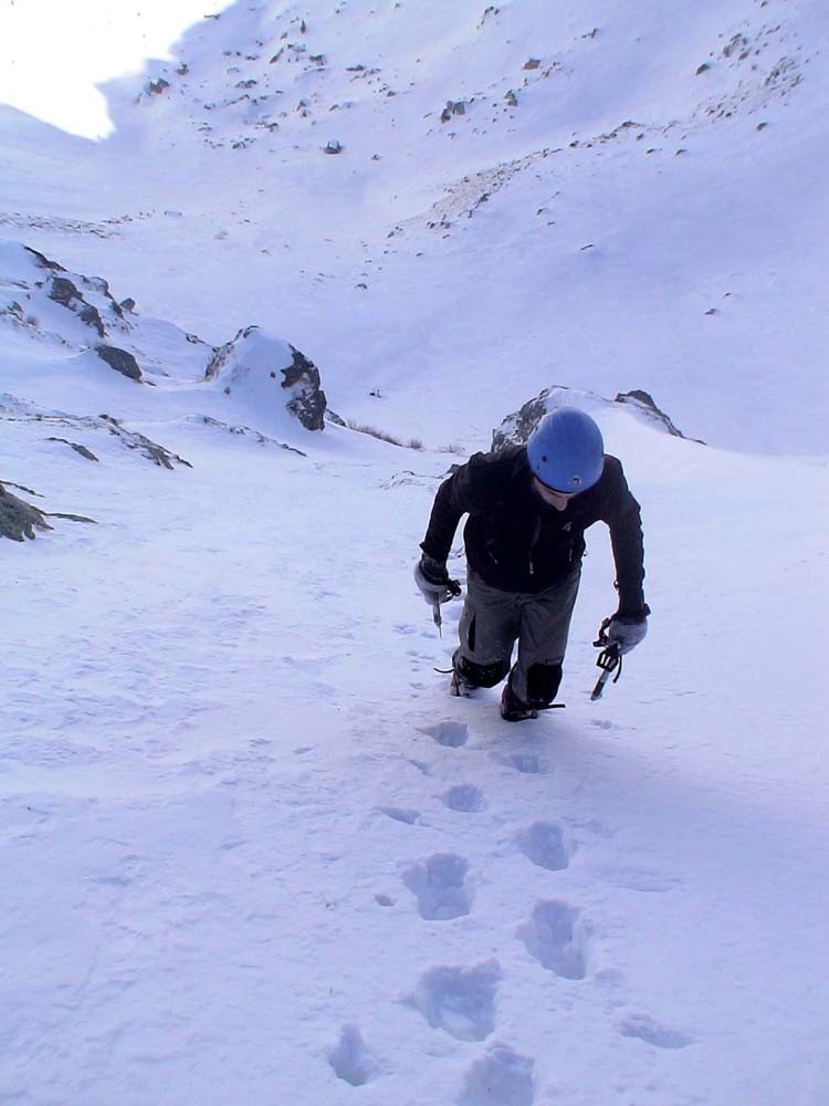 Progression dans la ficelle à la pointe du Sifflet