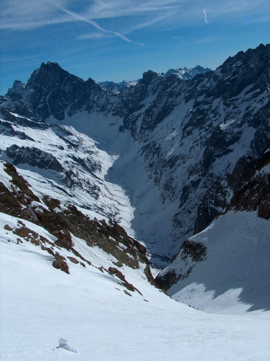 Vue sur l'Olan, depuis les pentes sous la Brèche d'Aillot.