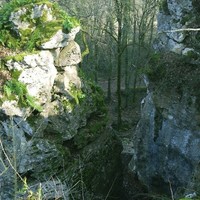 Roches Enchantées-Excideuil. Du haut des falaises. Sommet du piton de la brêche.