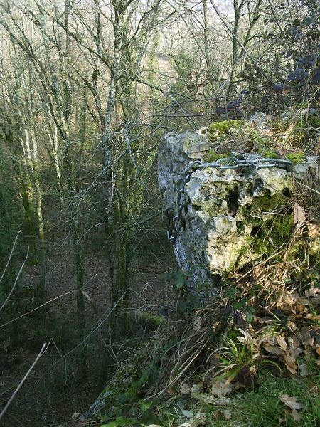 Roches Enchantées-Excideuil. Tête de voie, Ouest des falaises.