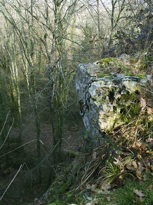 Roches Enchantées-Excideuil. Tête de voie, Ouest des falaises. Roches Enchantées-Excideuil. Tête de voie, Ouest des falaises.