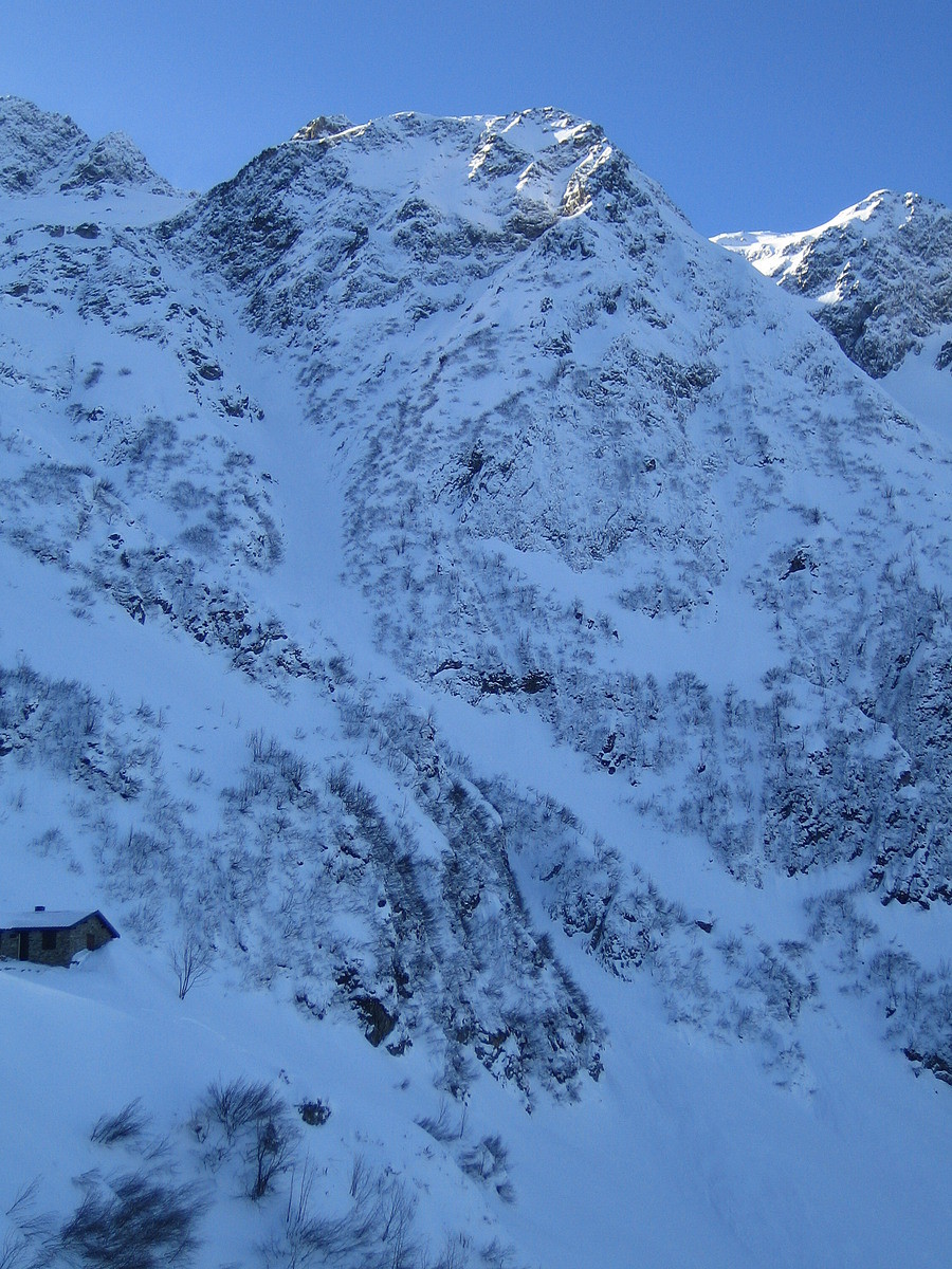 Montagne de l'Oule - Couloir N de la bosse 2320m