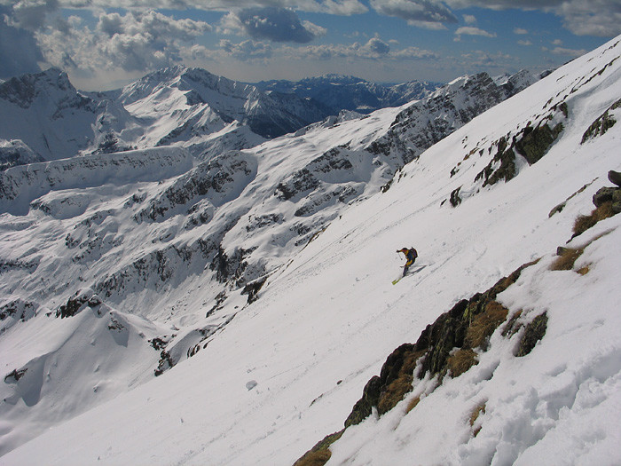 Pizzo Salina, discesa diretta dalla cima