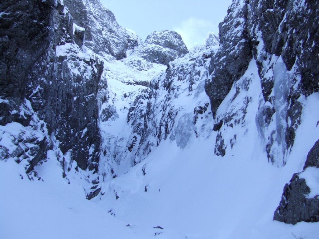 L'approche de glover's chimney par Garadth gully.