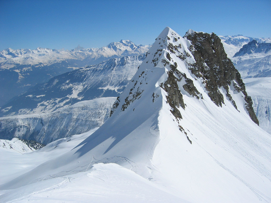 Col de la Valette et le Petit Château