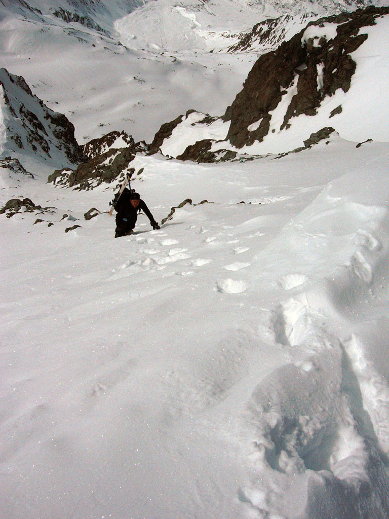 Couloir central en versnat W du Vélan
