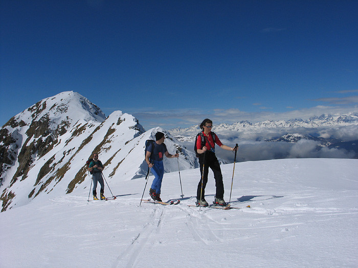 Uscendo al colle tra il Pian della Regina e il Piz di Olda
