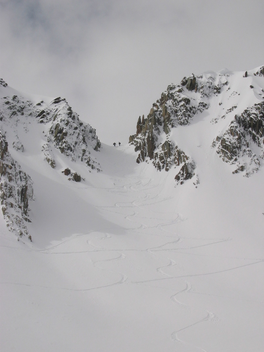 Descente de la brèche du Villonet