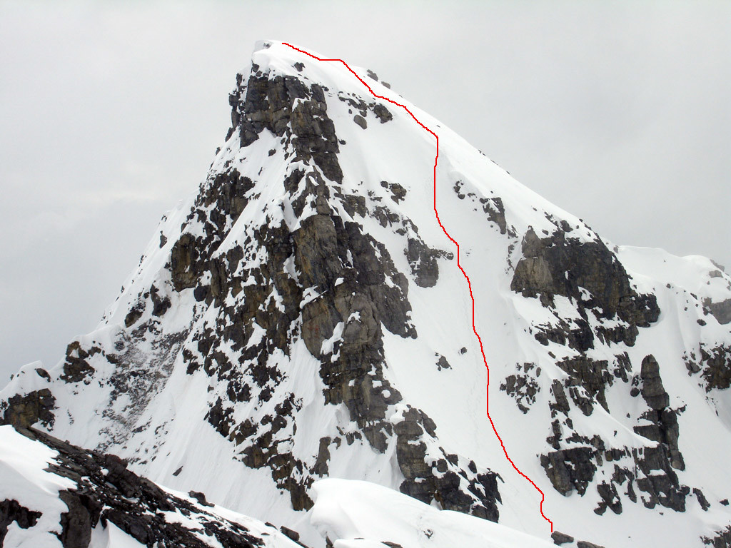 Il tratto alpinistico alla cima del Piz Laschadurella 3046 m.